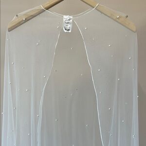 Untamed Petals Amanda Cape